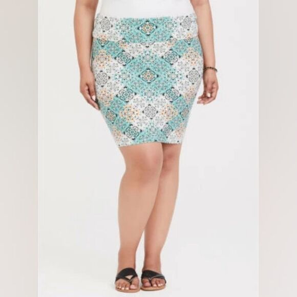 Torrid Aqua Blue Floral Geometric Foldover Pencil Skirt, Size Large - Picture 1 of 5